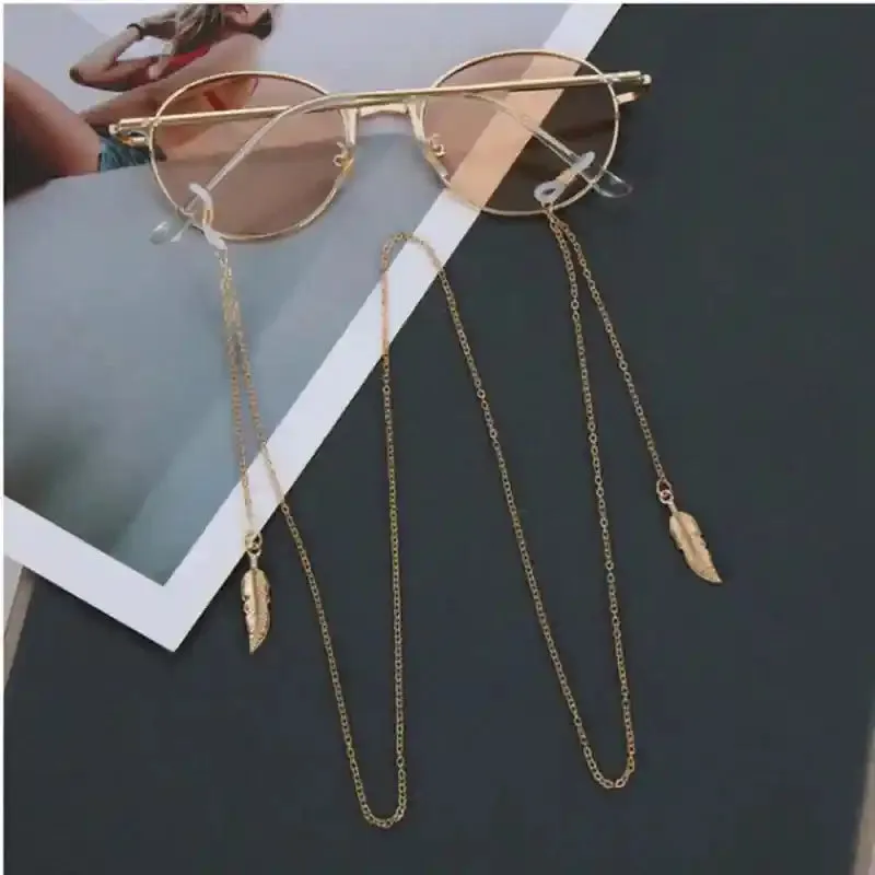 Chain Pearl Beaded Eyewear Holder Accessory