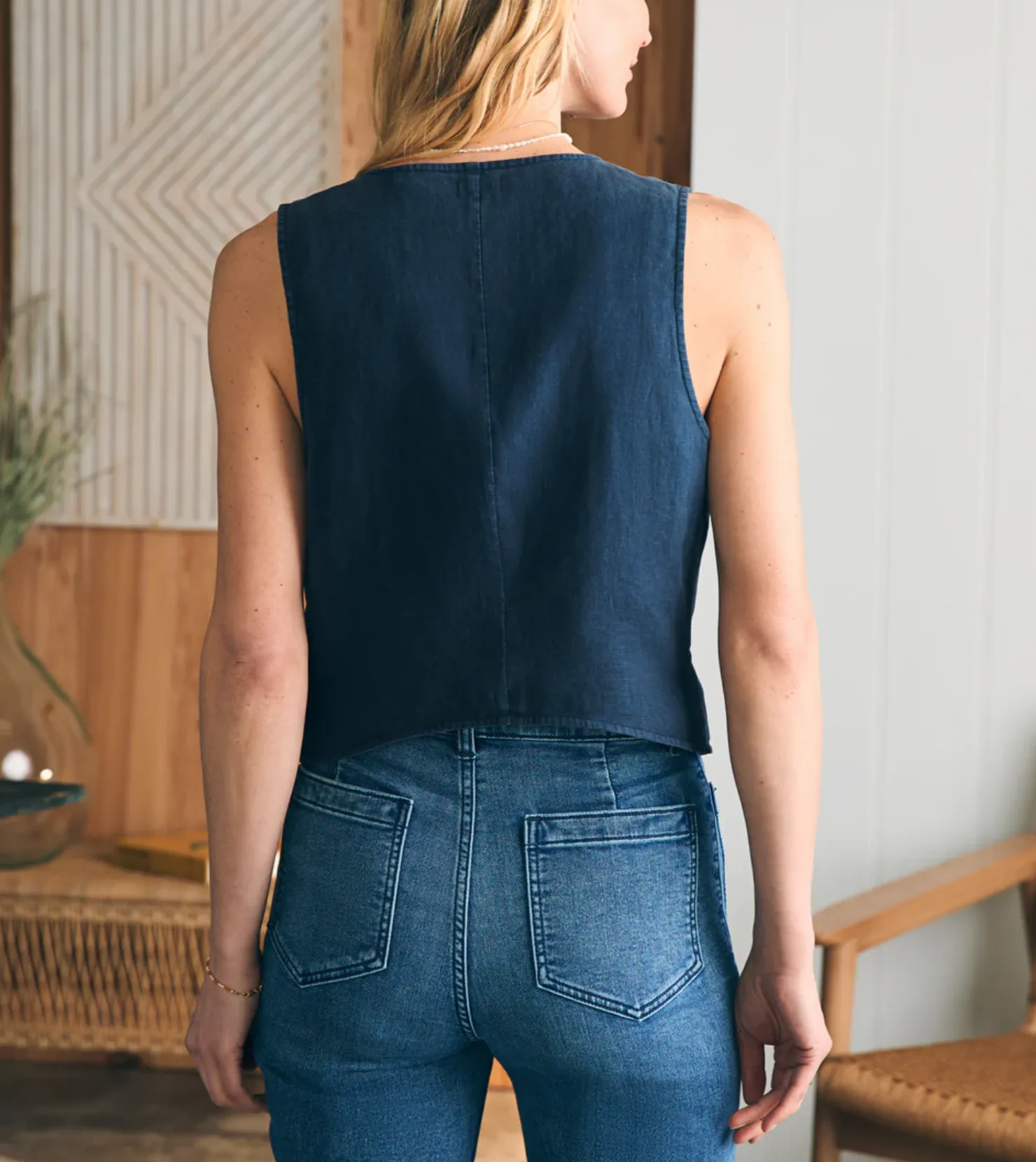 Faherty Monterey Linen Vest After Midnight